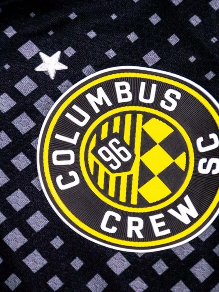Columbus Crew logo wallpaper black background geometric patterns yellow black crest 96 star