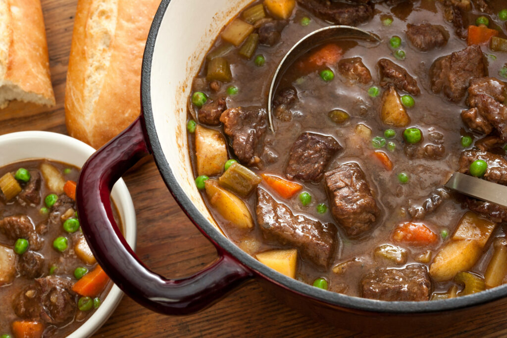 Hearty Beef Bourguignon with Green Beans & Fresh Bread Wallpaper