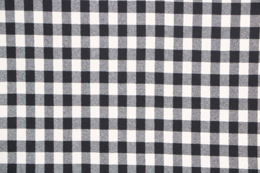 Cozy Black & White Checkered Flannel Wallpaper Background