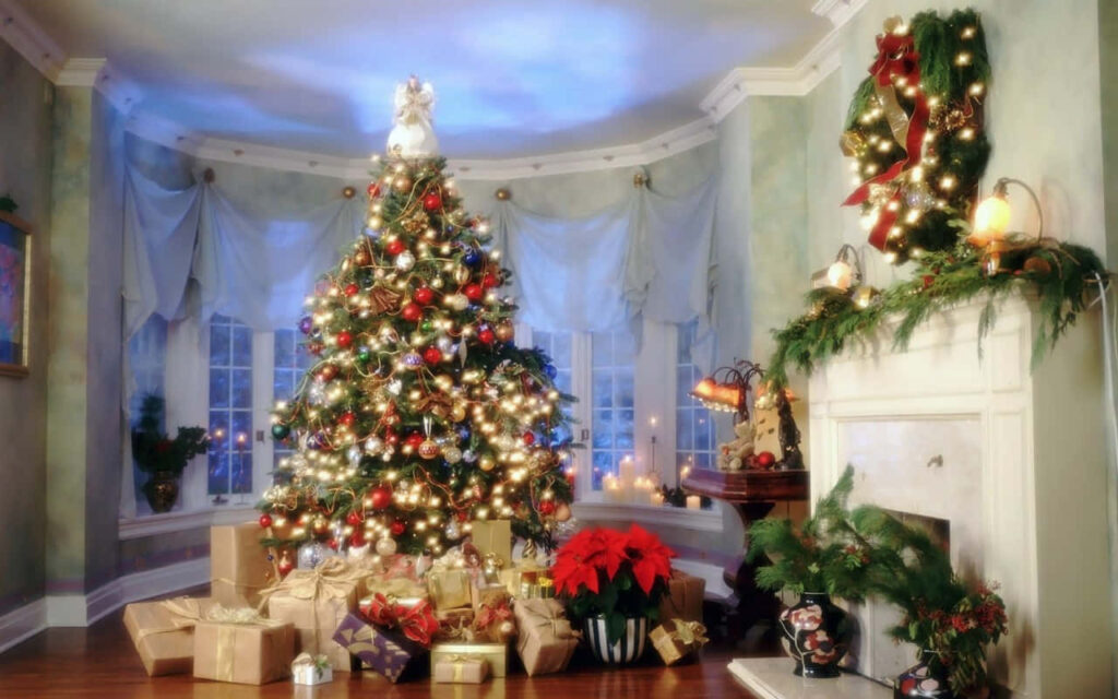 Cozy Christmas Tree with Lights, Ornaments & Wrapped Gifts Wallpaper