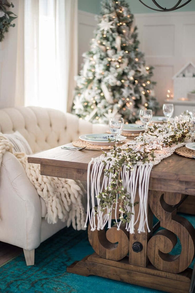 Cozy Farmhouse Christmas Living Room with Elegant Decor & Ambiance Wallpaper