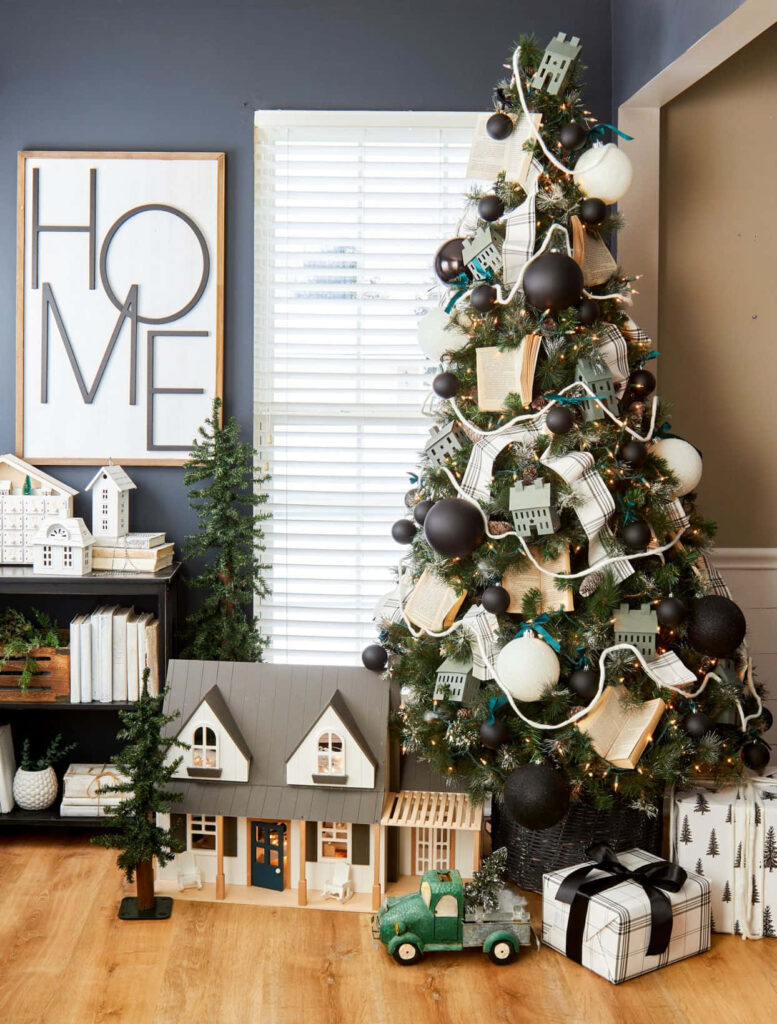 Cozy Farmhouse Christmas Wallpaper with Tree & Rustic Decor