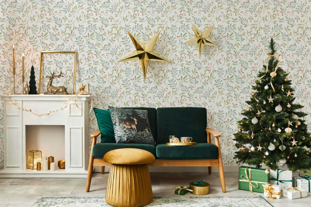 Cozy Living Room with Elegant Christmas Tree & Festive Decor Wallpaper