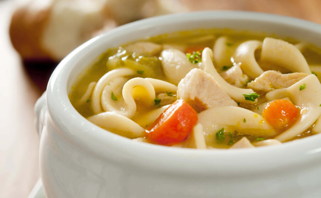 Cozy Noodle Soup Wallpaper: Warm Seasonal Comfort for Winter Decor