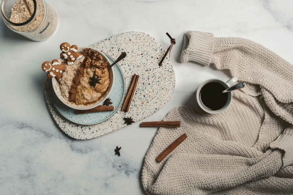 Cozy Oatmeal Bowl with Gingerbread & Coffee: Warm Wallpaper