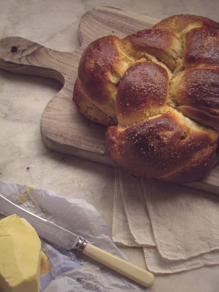 Cozy Rustic Wallpaper: Freshly Baked Bread & Butter on Wood