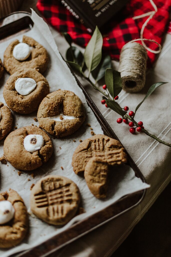 Rustic Wallpaper: Festive Cookies Tray with Berries & Cozy Decor