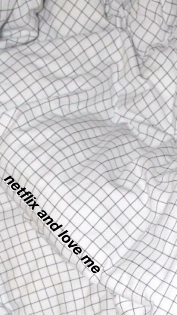Minimalist Grid White Cloth iPhone Wallpaper: Netflix & Love Me