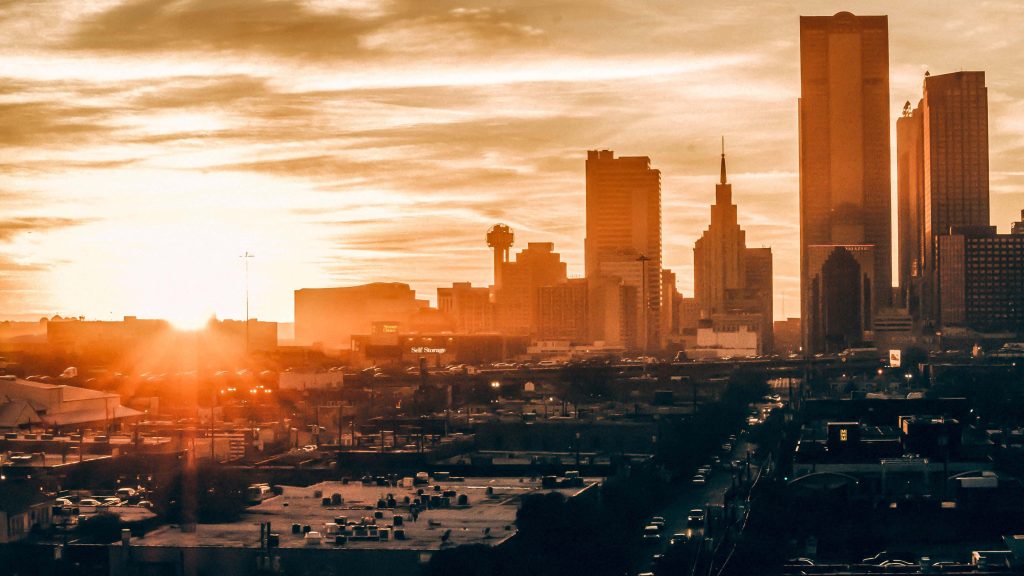 Dallas Texas skyline at golden sunset with Reunion Tower and skyscrapers 4K wallpaper