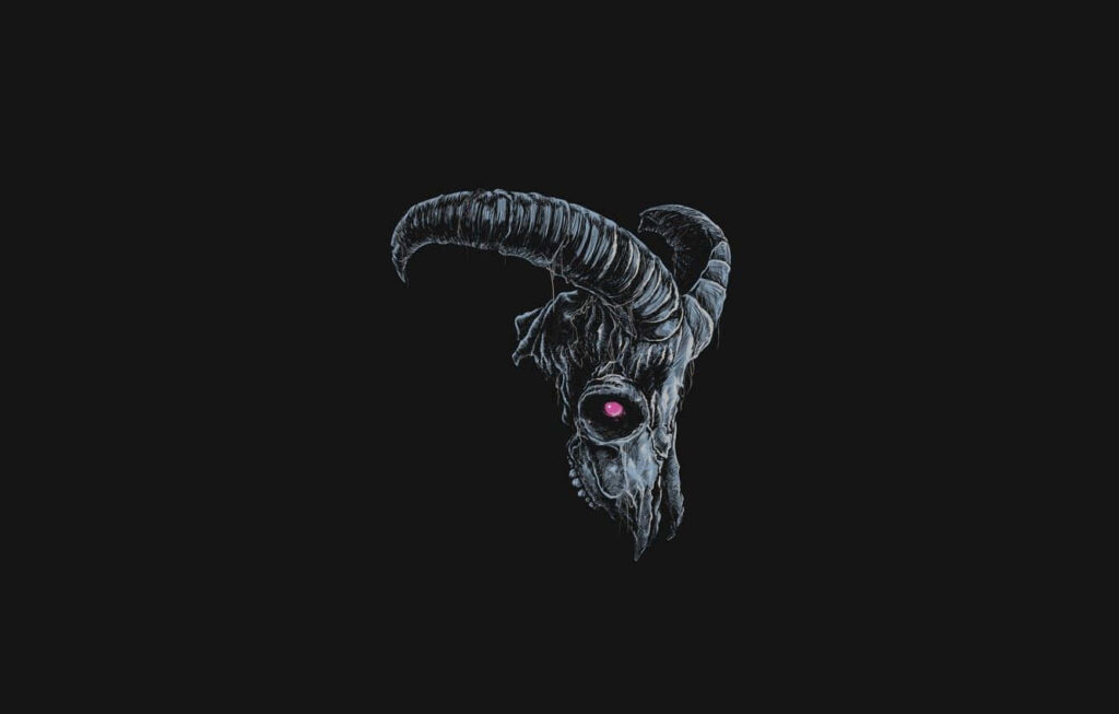 Intricate Horned Head Wallpaper: Dark Aesthetic Design