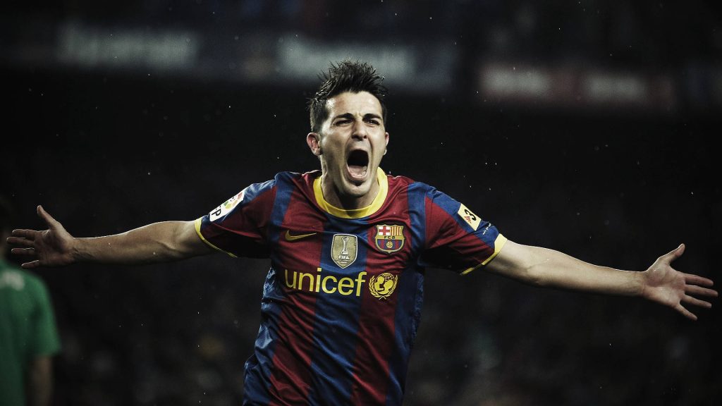 David Villa celebrating victory in FC Barcelona jersey action shot stadium background wallpaper