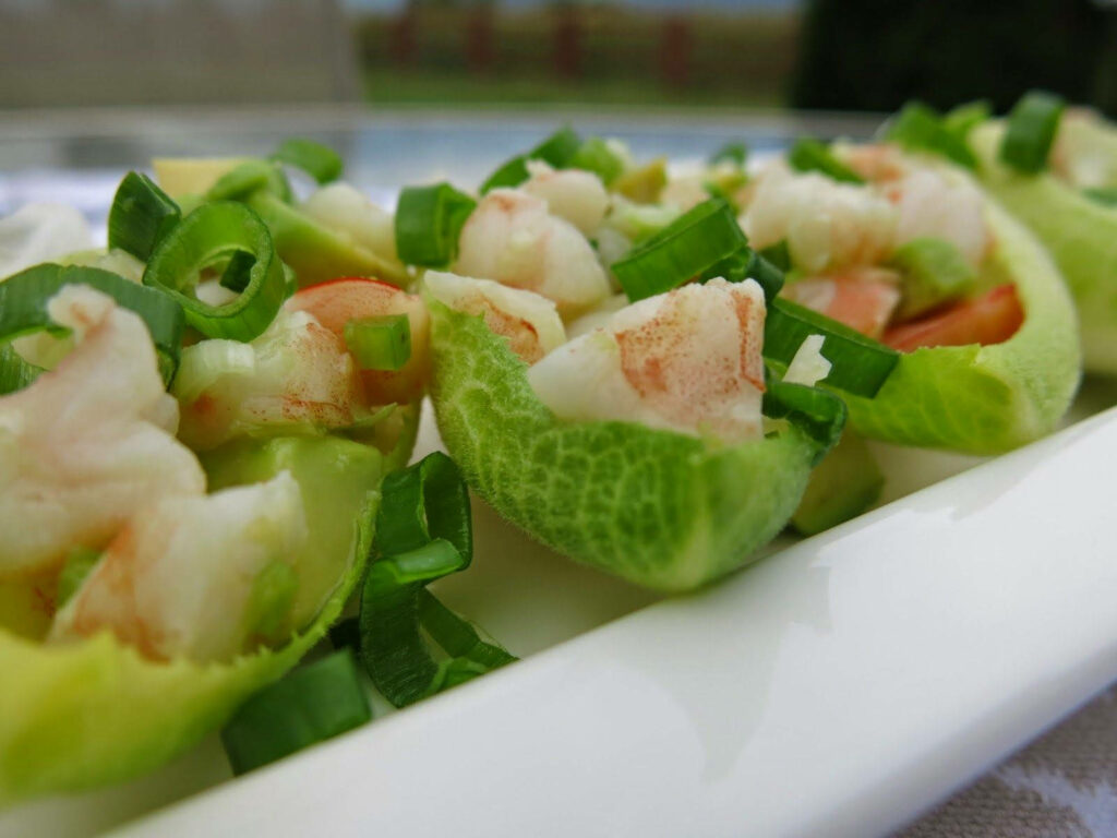 Gourmet Shrimp-Stuffed Endive Leaves Wallpaper - Appetizing Background