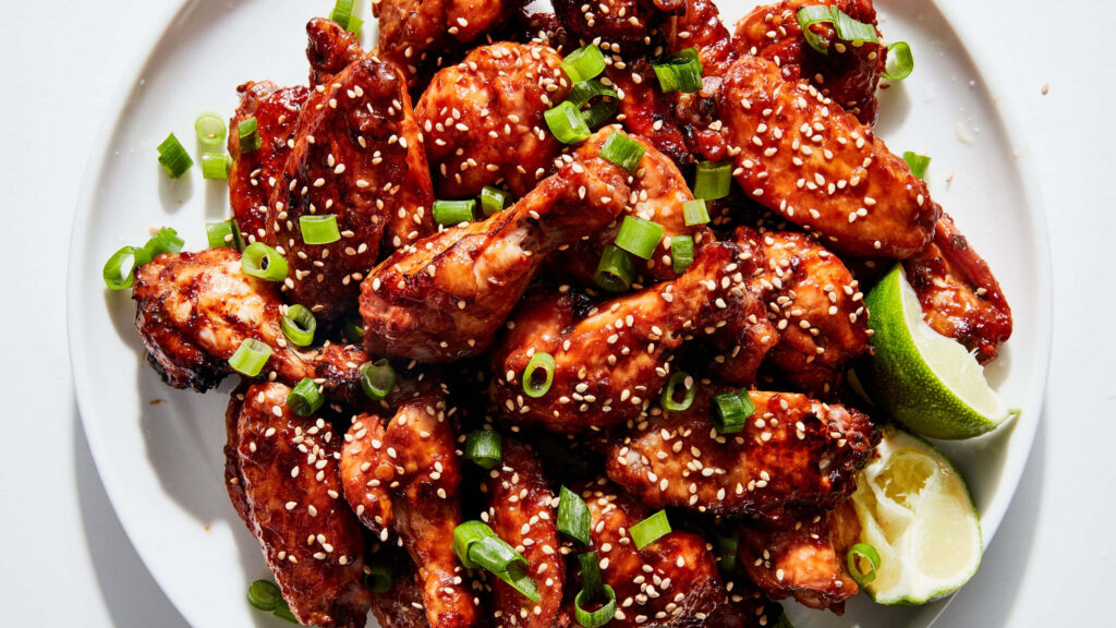 Delicious Chicken Wings Wallpaper: Savory, Glazed & Zesty!