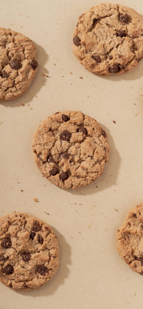 Delicious Chocolate Chip Cookies Wallpaper Background - Crunchy & Rich