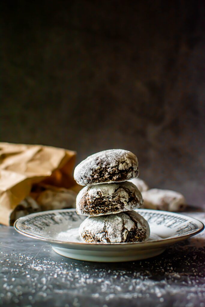 Delicious Powdered Chocolate Cookies Wallpaper for a Rustic Vibe