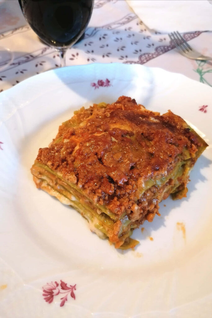 Chunky Meat Lasagna Alla Bolognese: Rich Layers & Golden Perfection Wallpaper