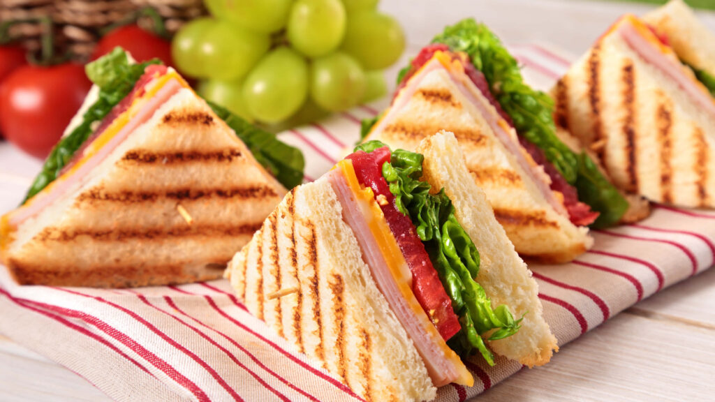 Fresh Club Sandwich Wallpaper: Delicious Ham, Cheese & Veggies