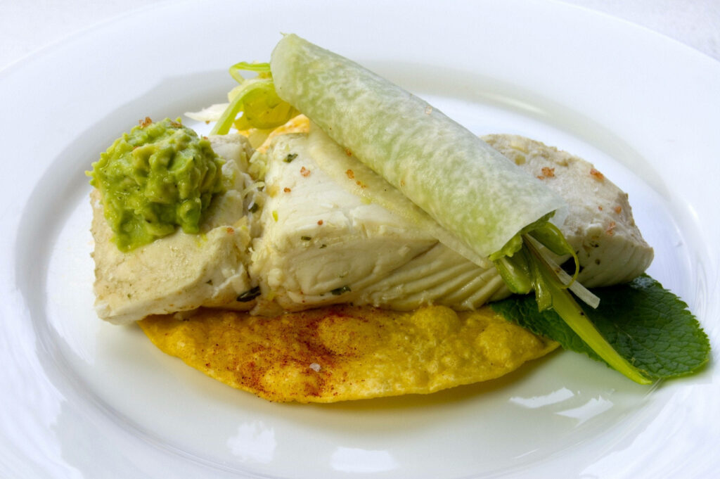 Vibrant Halibut Taco Wallpaper: Fresh Toppings & Corn Tortilla Delight