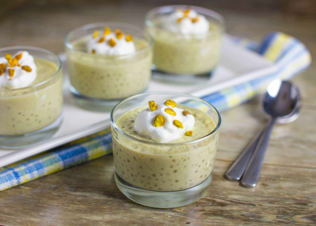 Matcha Tapioca Pudding Wallpaper: Delicious Dessert Scene Background