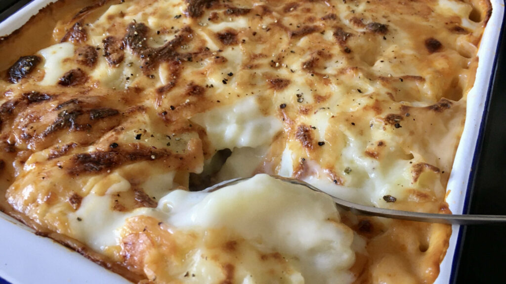 Mouthwatering Moussaka: Golden Layers & Creamy Béchamel Wallpaper