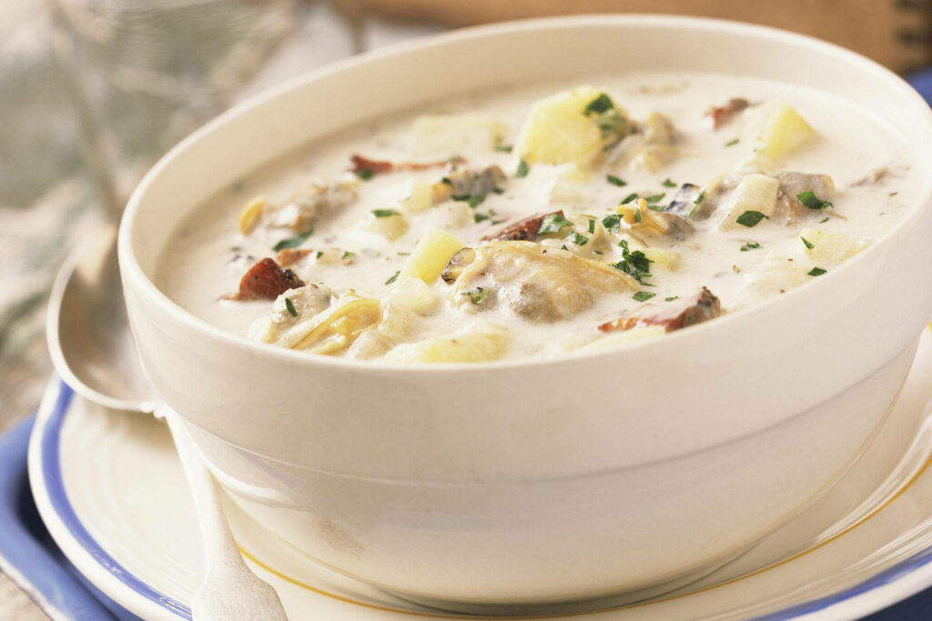 Delicious New England Clam Chowder Wallpaper - Creamy & Hearty Comfort