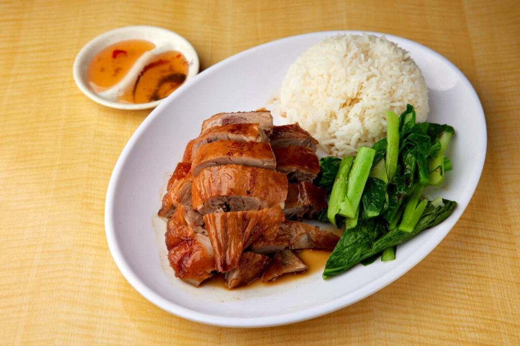 Savor Singaporean Duck Rice: Tender Duck & Rice Delight at C Cafe Wallpaper