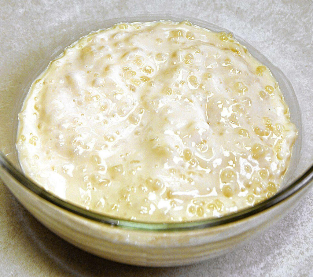 Delicious Tapioca Pudding Close-Up in Clear Glass Bowl Wallpaper