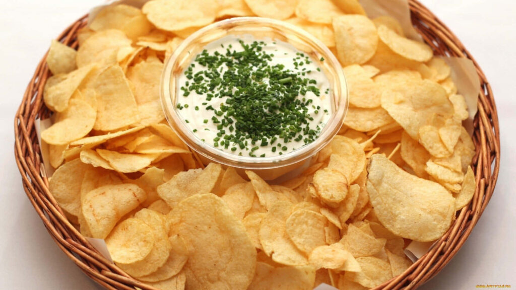Golden Crispy Chips & Creamy Dip: Appetizing Wallpaper Background