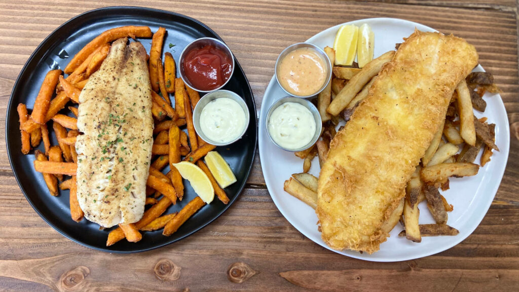Delicious Fish and Chips Wallpaper: Grilled & Fried Plates Display