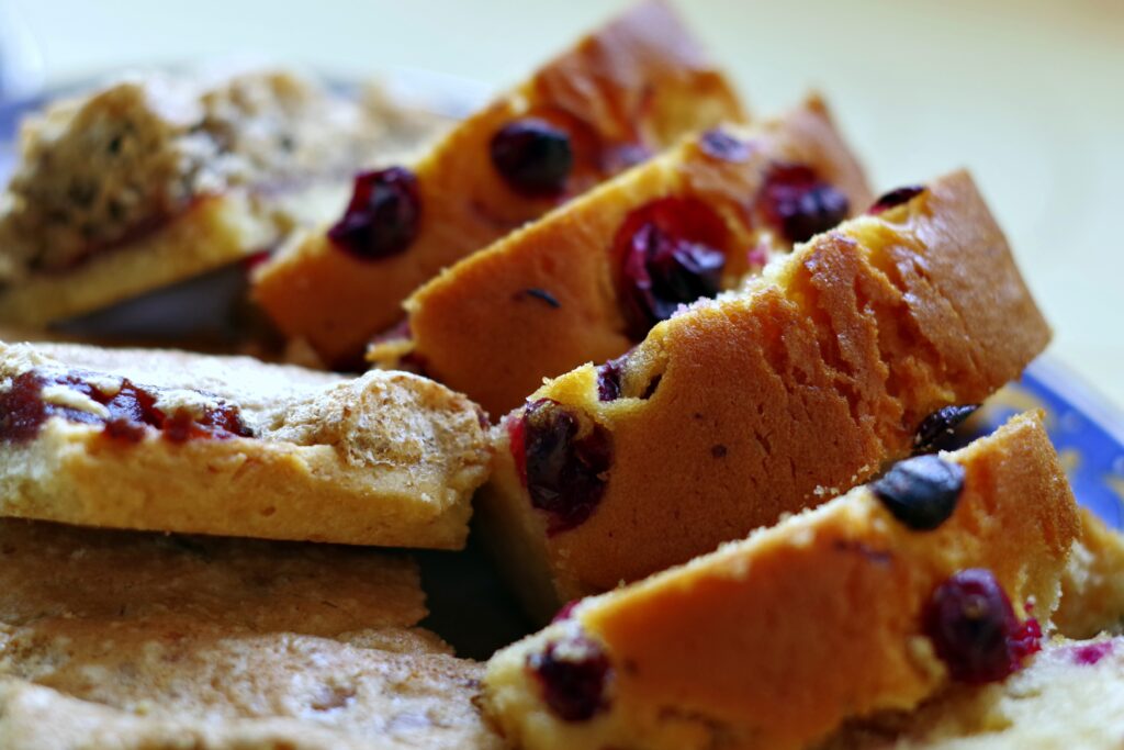 Berry Cake Wallpaper: Vibrant Slices with Golden Crust & Pastries