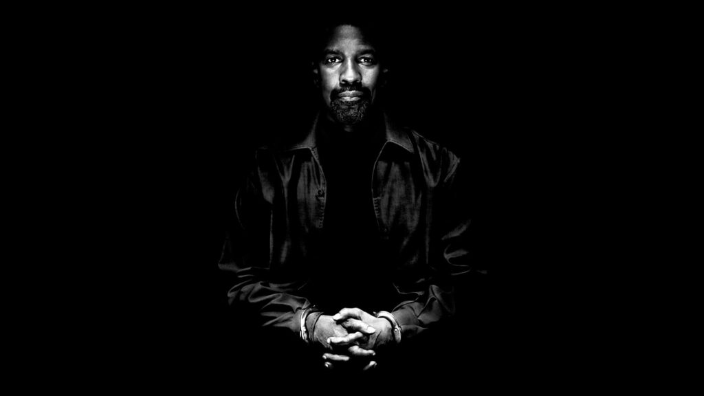 Denzel Washington intense black and white portrait from Safe House with dramatic lighting wallpaper