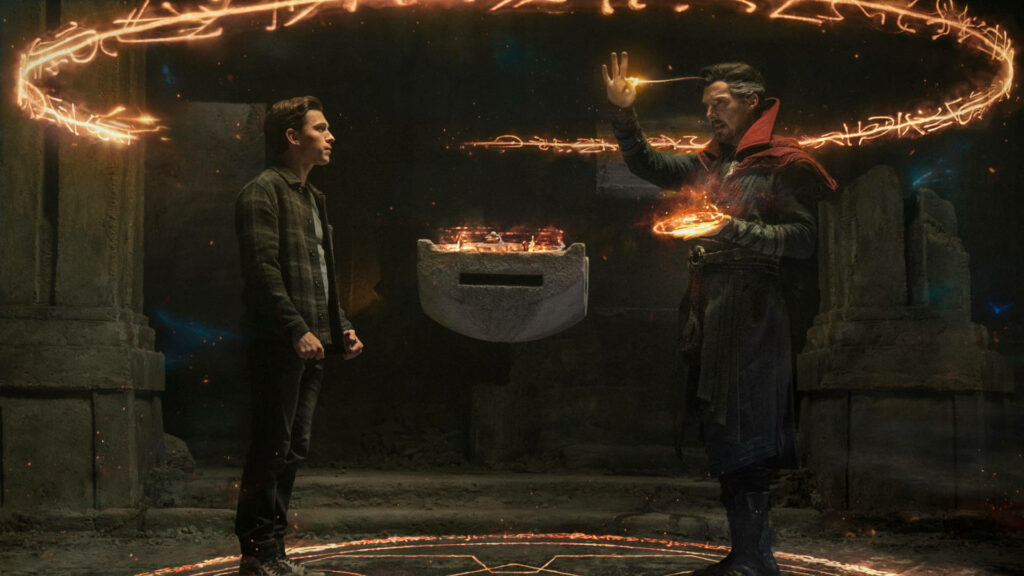 Doctor Strange Casts Spell: Spider-Man No Way Home Wallpaper