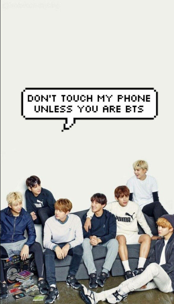 BTS: Upholding Phone Security with Style - Adorable Group Portrait on a Comfy Couch! Wallpaper