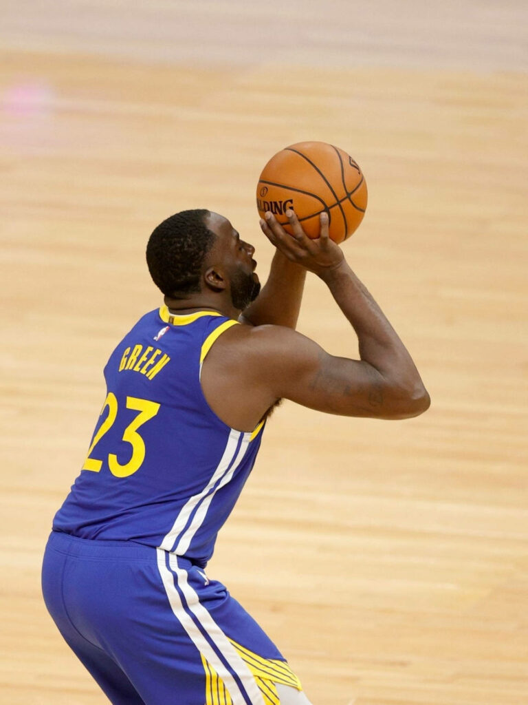 Draymond Green Golden State Warriors jump shot basketball court athletic intensity wallpaper