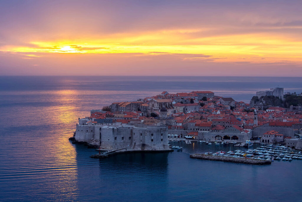 Dubrovnik Sunset Wallpaper: Iconic Cityscape & Calm Adriatic Sea
