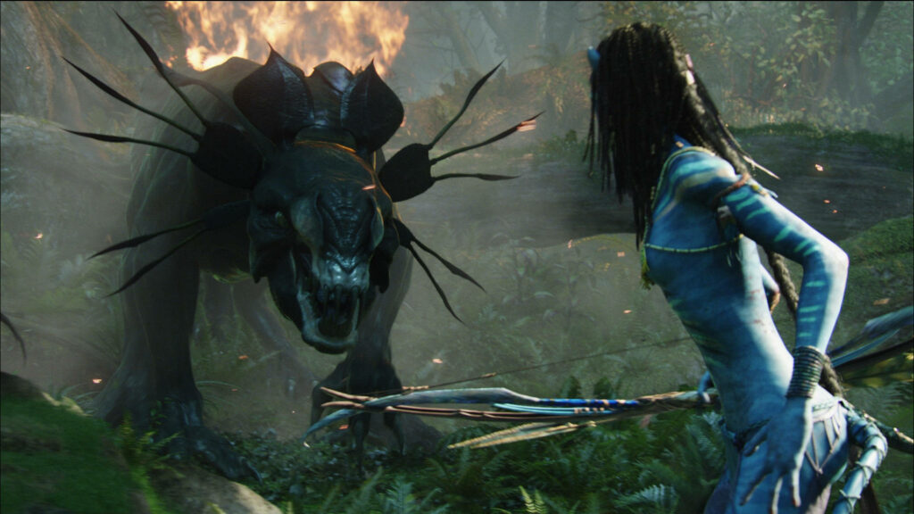 Dynamic Avatar HD Wallpaper: Na'vi Warrior vs. Flame Monster