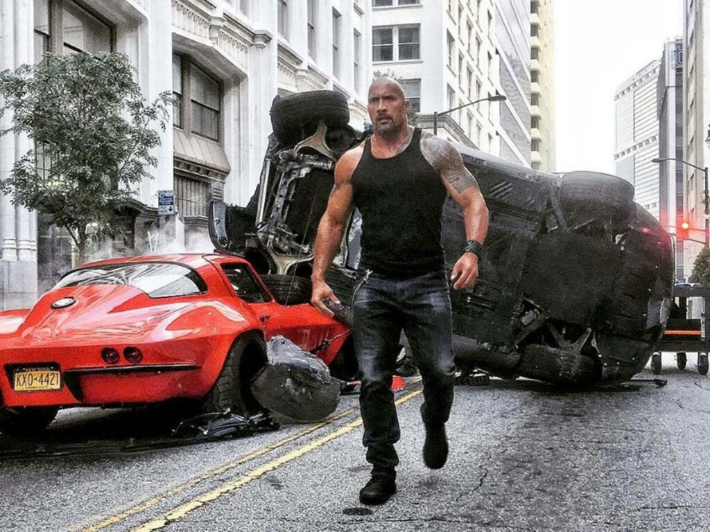 Intense Hobbs Action Wallpaper: Dwayne Johnson in Fast & Furious