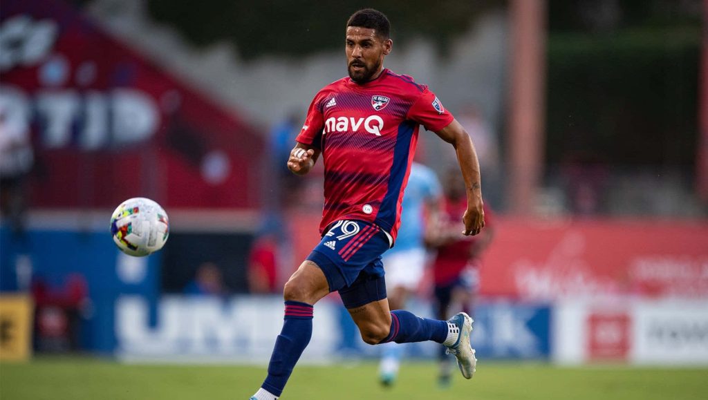 FC Dallas forward Franco Jara controlling soccer ball mid-stride in dynamic match wallpaper