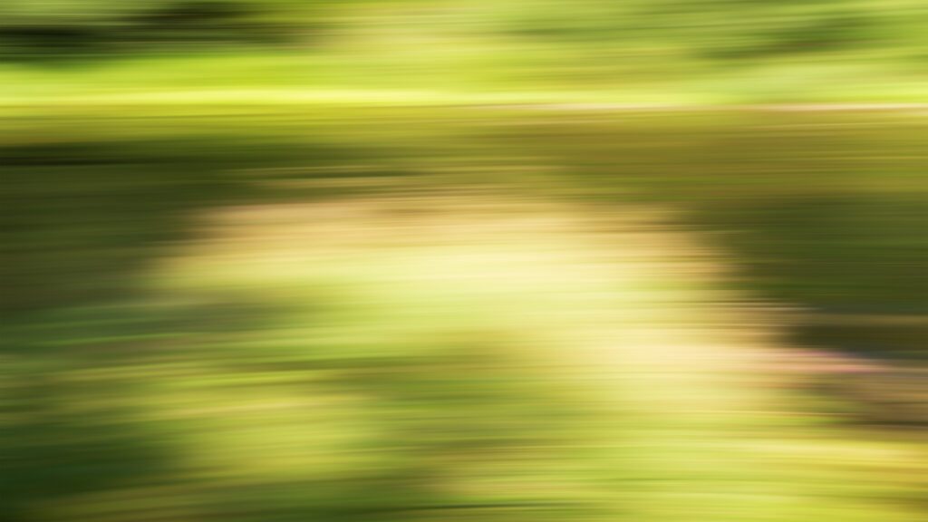 Dynamic Green Abstract Wallpaper: Fluid Art for Your Device Background