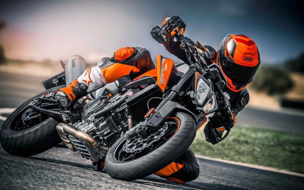Dynamic KTM Motorcycle Wallpaper: Speed & Adrenaline in Action