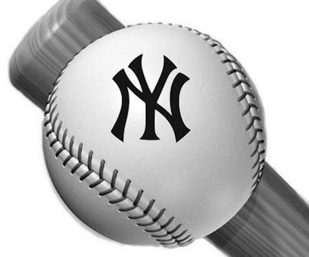 Dynamic Yankees Baseball Wallpaper with Motion Blur Excitement