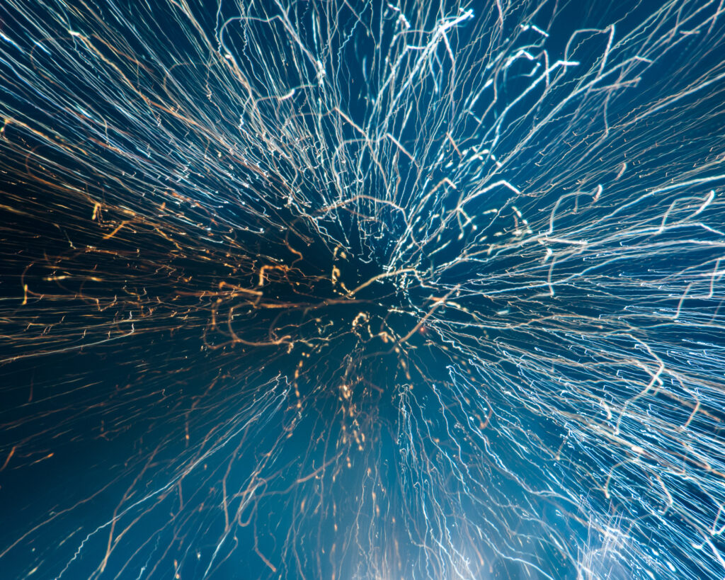 Dynamic Rays & Sparks: Stunning 3375x2700 Wallpaper Background