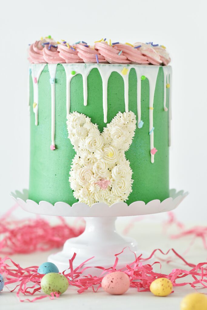 Easter Cake Wallpaper: Festive Bunny Design & Colorful Sprinkles