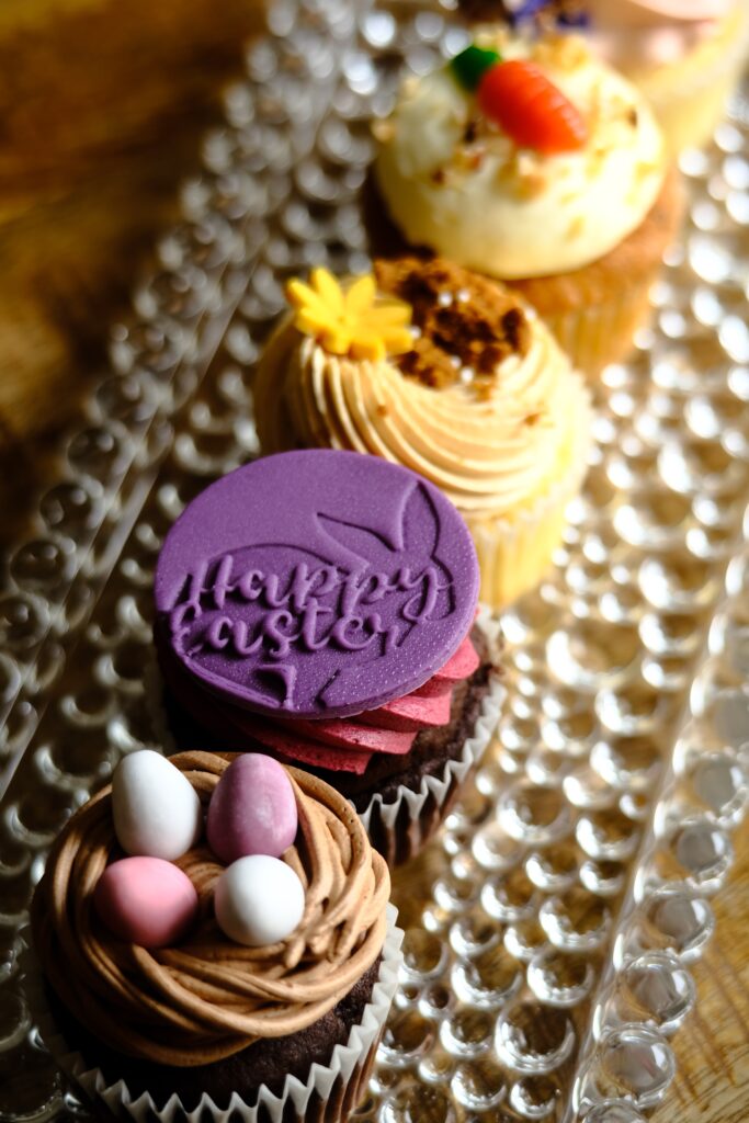 Easter Cupcake Wallpaper: Colorful Treats for Holiday Celebrations