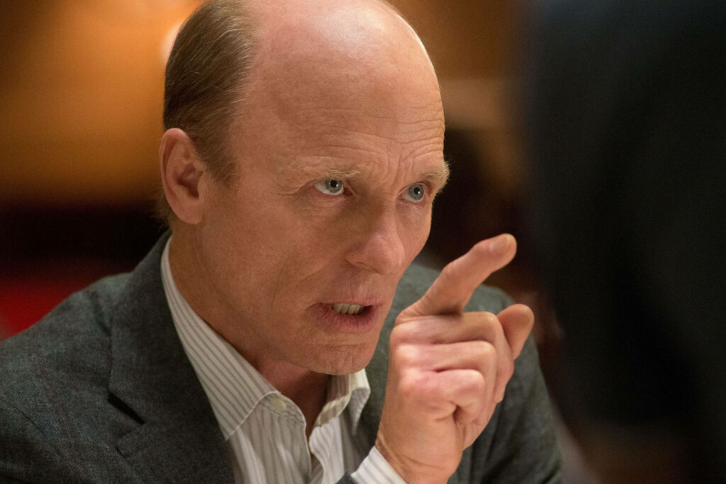 Ed Harris intense close-up Run All Night crime thriller dramatic lighting serious expression Wallpaper