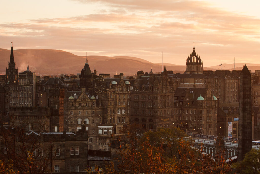 Stunning Edinburgh Architecture Wallpaper: Historic Buildings & Hills