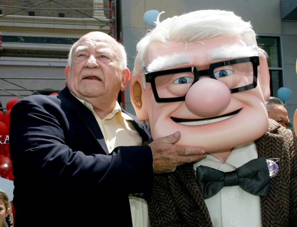 Edward Asner & Carl Fredricksen Wallpaper Background from Up