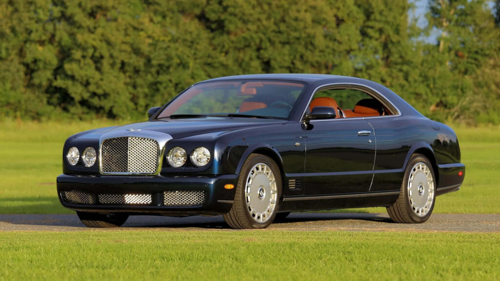 Majestic Bentley Brooklands Unleashing Power and Glamour on the Open Road Wallpaper