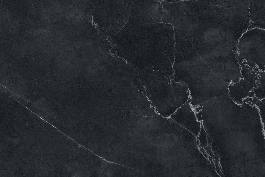 Elegant Black and White Marble Wallpaper: Timeless Natural Patterns