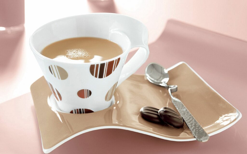 Elegant Coffee in Stylish Tableware: Modern Beige & Chocolate Decor Wallpaper